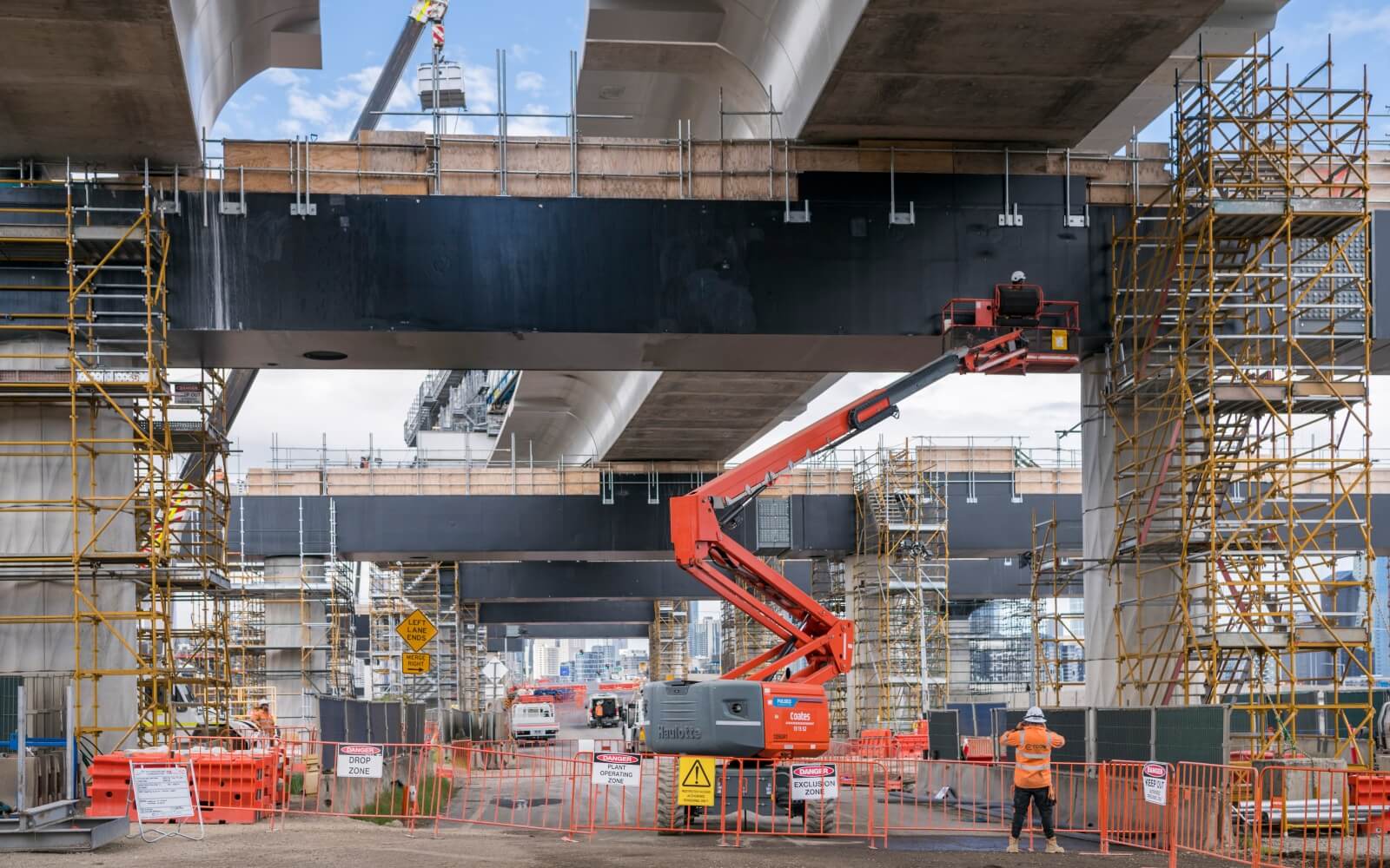 With support from multiple teams across the business, Coates is providing an end-to-end solution for a
significant scope of works